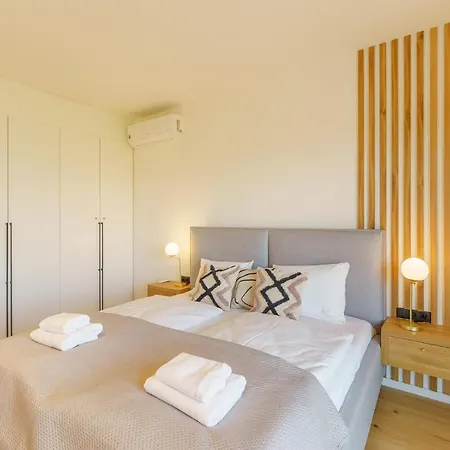 Rent Like Home - Aura 24 Apartment