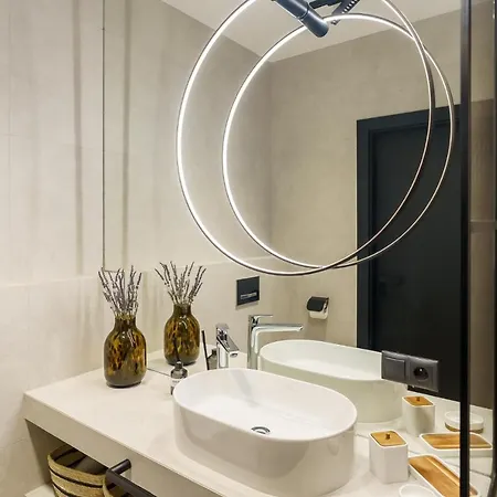 Apartment Rent Like Home - Aura 24