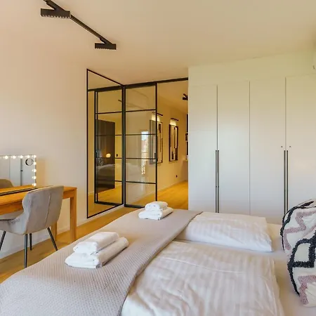 Rent Like Home - Aura 24 Apartment Swinemünde