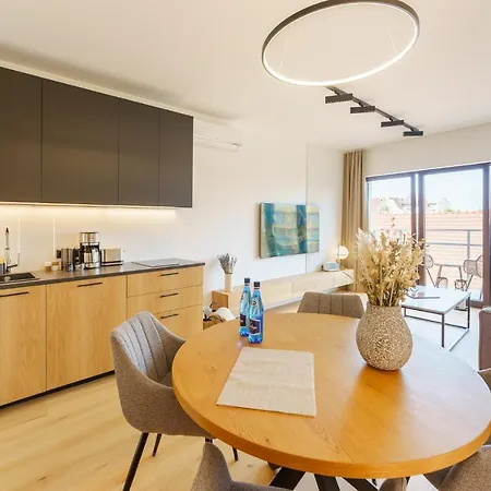 Rent Like Home - Aura 24 Apartment