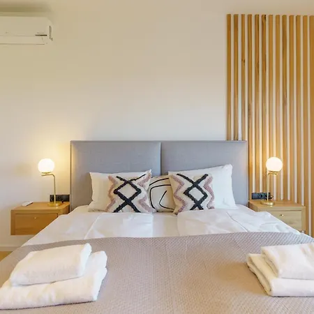 Apartment Rent Like Home - Aura 24 *